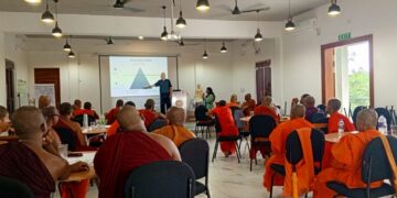 Inner Development for the Founders of Outer Development: Buddhist Chaplaincy Training @ the Sarvodoya Movement